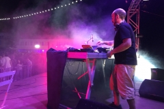 Dj Oil